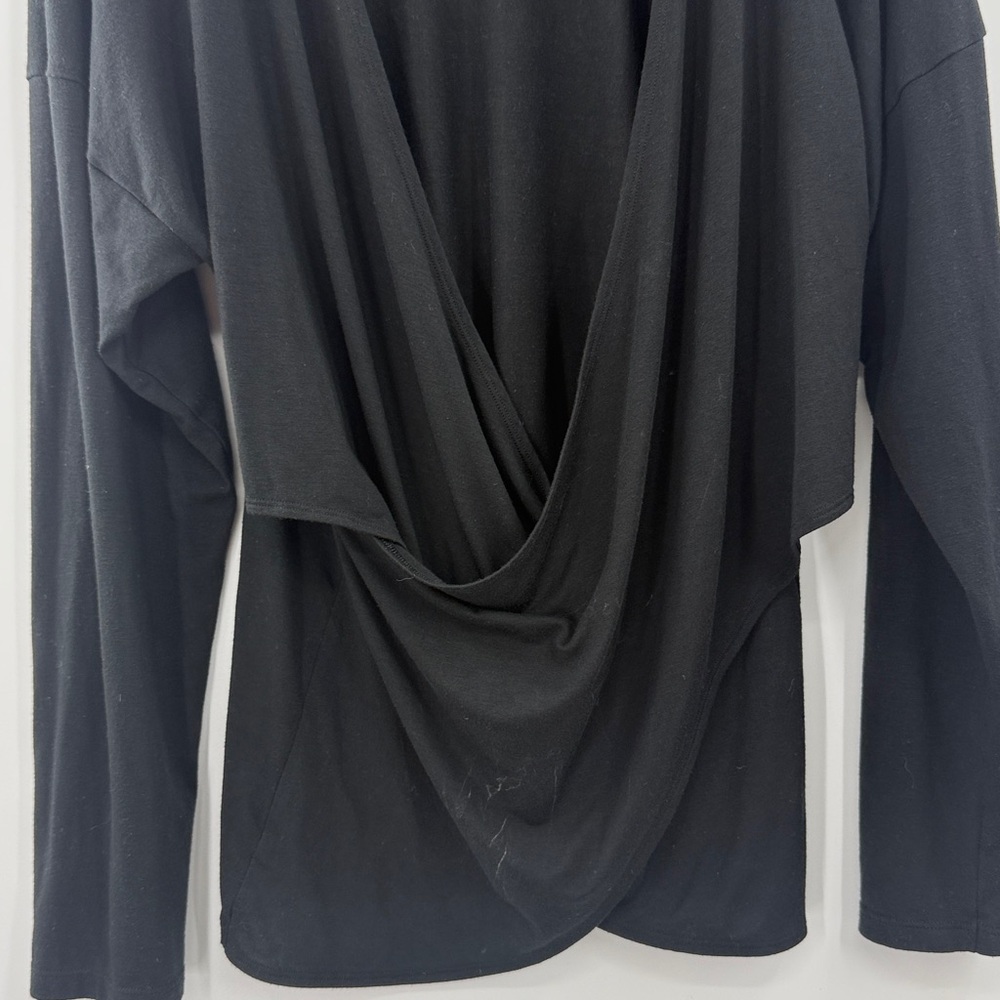 Victoria's Secret black long sleeve lounge sleep shirt exercise top relaxed fit - Picture 5 of 12